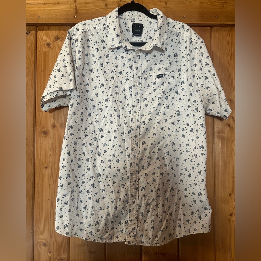 RVCA men’s button up dress shirt